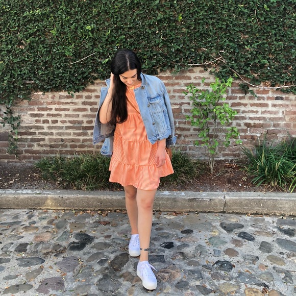 Meet your Posher εїз Tana Lindsay - Picture 3 of 16